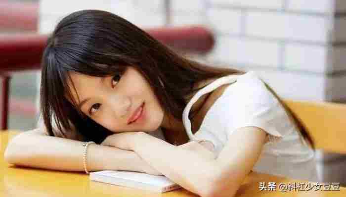 <a href=/showinfo-27-46136-0.html target=_blank class=infotextkey>打动女孩子哭的真心话</a>，最能打动女人心的20句情话